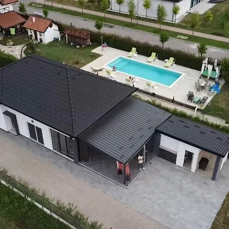 Βίλα Holiday Tamaris Bihać